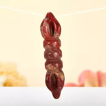Кулон яшма красная Ваджра (буддийский амулет) (биж. сплав) 4 см