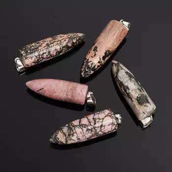 Кулон родонит (биж. сплав) 4,5-5 см