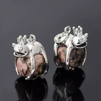 Кулон родонит (биж. сплав) лягушка 3 см