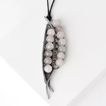 Кулон розовый кварц (биж. сплав, текстиль)