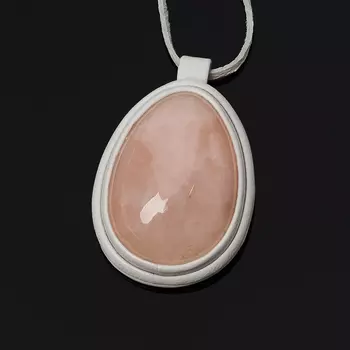 Кулон розовый кварц (кожа натуральная)