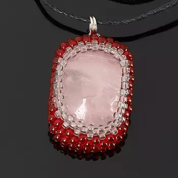 Кулон розовый кварц (текстиль)