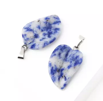 Кулон содалит лист (биж. сплав) 3 см