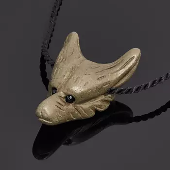 Кулон волк пирит (текстиль) 4 см