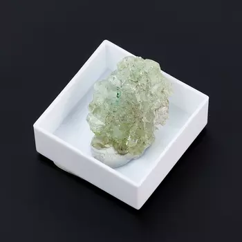 Образец апофиллит (на подставке) (1,5-2 см)