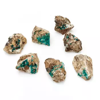 Образец диоптаз (в породе) S (4-7 см) (1 шт)