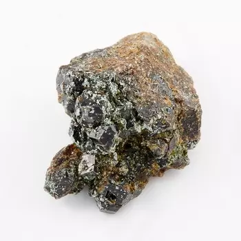 Образец гранат метасоматический XS