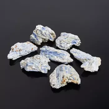 Образец кианит синий S (4-7 см) (1 шт)