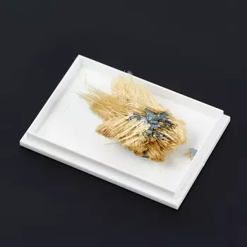 Образец микс гематит, рутил (на подставке) XS (3-4 см)