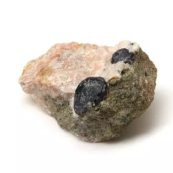 Образец шпинель черная (в породе) S (4-7 см)