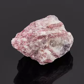 Образец турмалин розовый (рубеллит) (в породе) S (4-7 см)