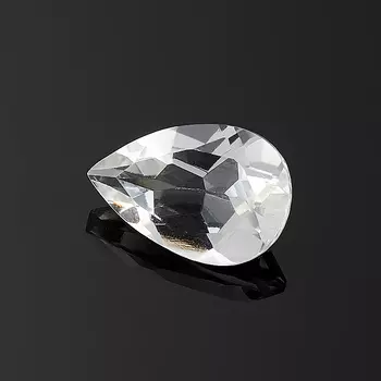 Огранка горный хрусталь груша 6*9 мм