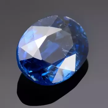 Огранка кианит овал 7*9 мм
