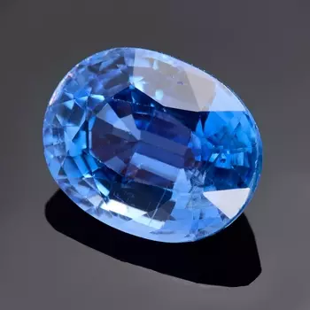 Огранка кианит овал 7*9 мм