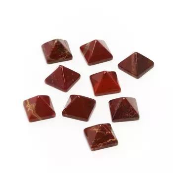 Пирамида яшма красная 1-1,5 см