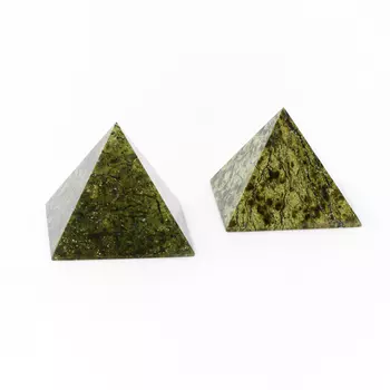 Пирамида змеевик 6 см