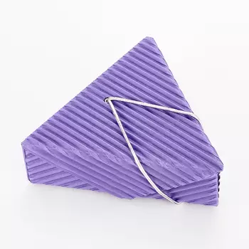 Подарочная упаковка под комплект (серьги, кольцо,цепь) 80х80х45 мм