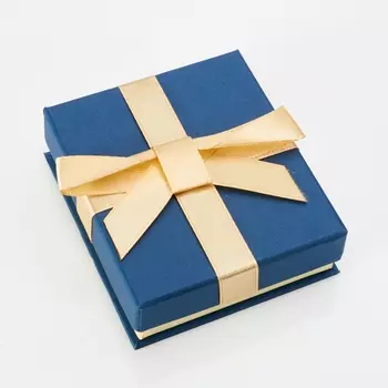 Подарочная упаковка под комплект (серьги, кольцо) 80х70х25 мм