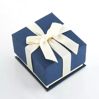 Подарочная упаковка под серьги/кольцо 55х50х35 мм