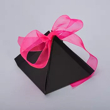 Подарочная упаковка универсальная 100х100х80 мм