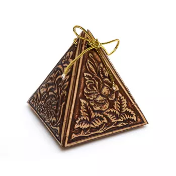 Подарочная упаковка универсальная 80х80х70 мм