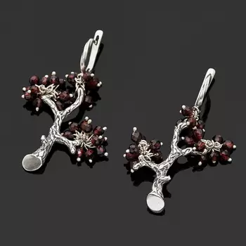 Серьги гранат альмандин огранка (серебро 925 пр.)