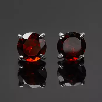 Серьги гранат альмандин (серебро 925 пр. родир. бел.) пуссеты огранка