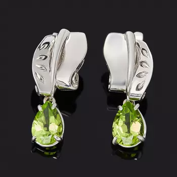 Серьги хризолит (серебро 925 пр. родир. бел.) огранка