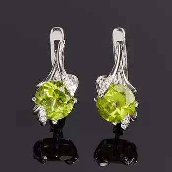 Серьги хризолит (серебро 925 пр. родир. бел.) огранка