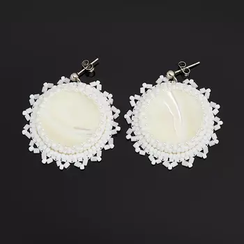 Серьги перламутр белый (биж. сплав, сталь хир.) пуссеты