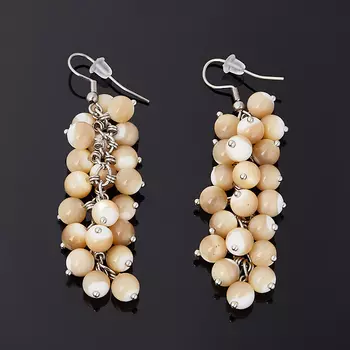 Серьги перламутр бежевый (биж. сплав, сталь хир.)