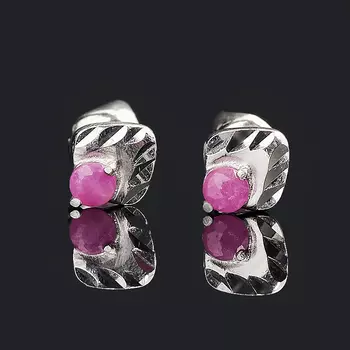 Серьги рубин (серебро 925 пр. родир. бел.) пуссеты огранка
