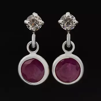 Серьги рубин (серебро 925 пр. родир. бел.) пуссеты огранка