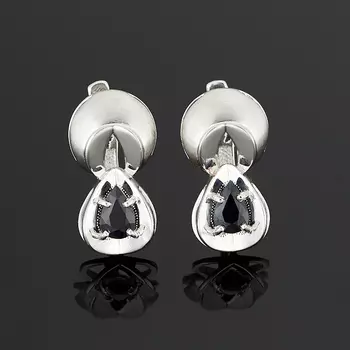 Серьги сапфир черный огранка (серебро 925 пр.)