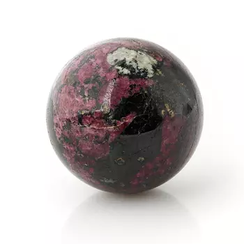 Шар эвдиалит 4 см