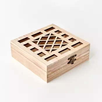 Шкатулка для хранения (дерево) камней/украшений (бежевый) 135х135х50 мм