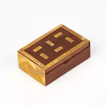 Шкатулка для хранения камней / украшений 6х4х2 см