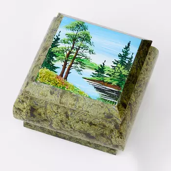 Шкатулка змеевик 8х8х5,5 см