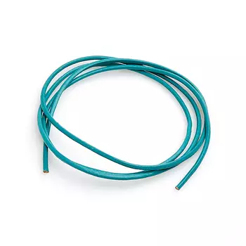 Шнурок (бирюзовый) светлый 70 см (натуральная кожа)