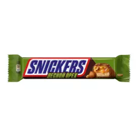 Батончик шоколадный лесной орех Snickers