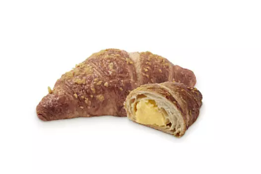 Круассан с заварным кремом каприз Europastry