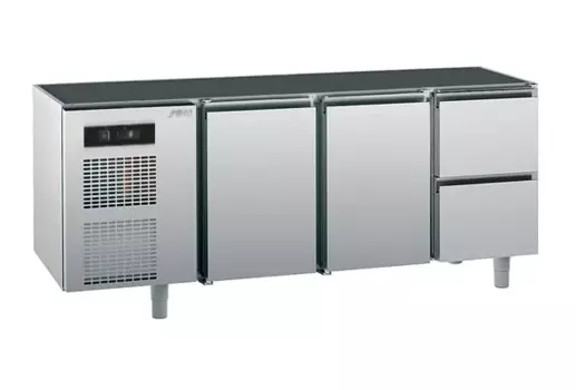 Холодильный стол SAGI