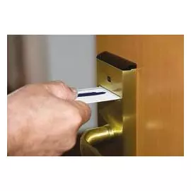 Комплект для осуществления управления посредством "сухого контакта" Hitachi