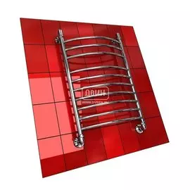 Водяной полотенцесушитель шириной 610 - 700 мм Двин