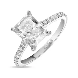 Кольцо c выращенным бриллиантом