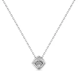 Колье c бриллиантом