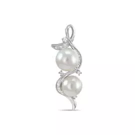 Золотая подвеска c бриллиантами и жемчугом