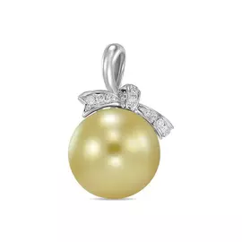 Золотая подвеска c бриллиантами и жемчугом