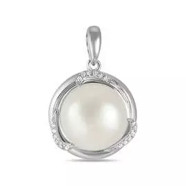 Золотая подвеска c бриллиантами и жемчугом