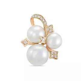 Золотая подвеска c бриллиантами и жемчугом